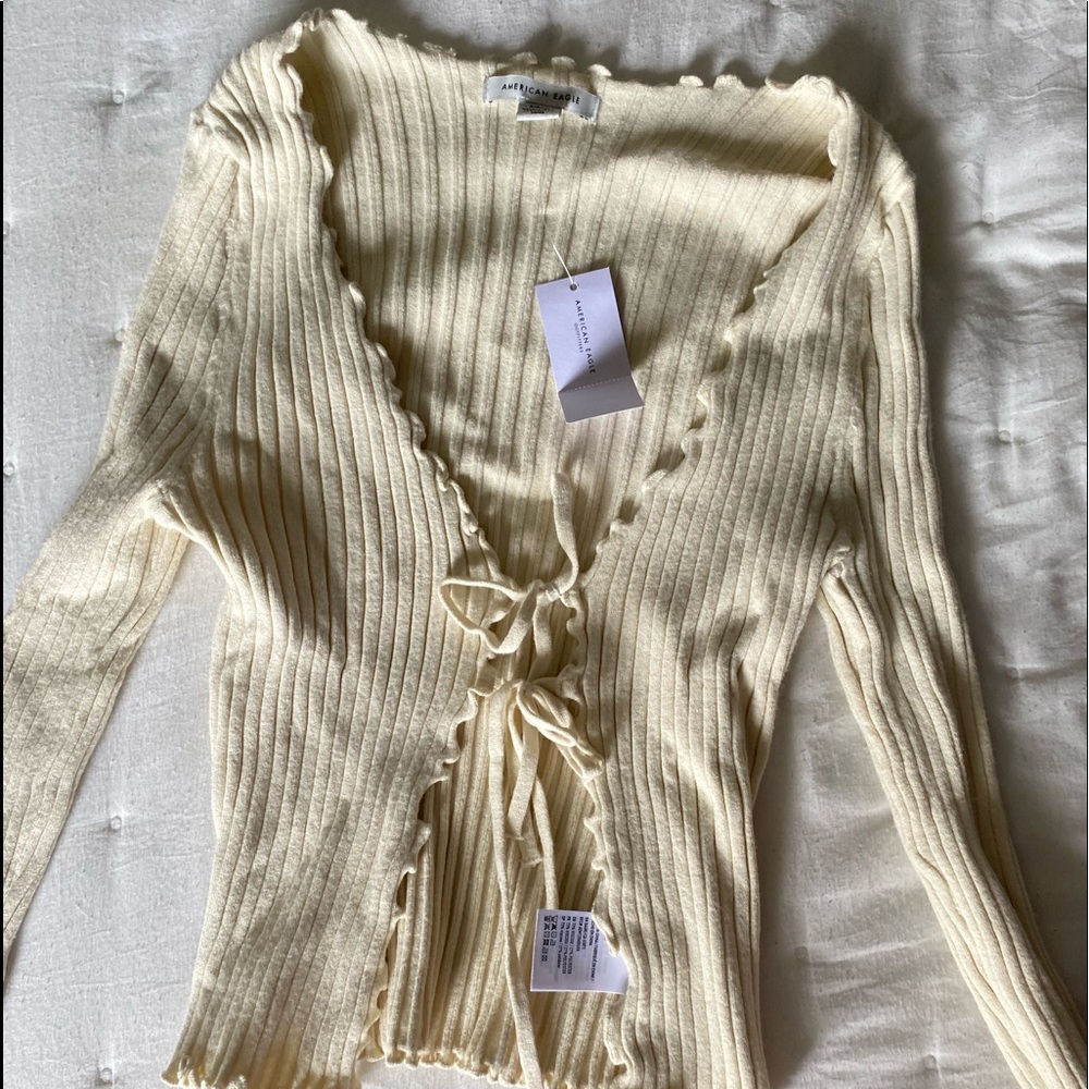 NWT AE tie front top